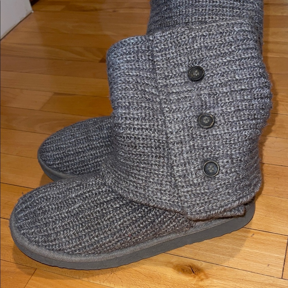 UGG Cardy Gray Knit Convertible Boots - Picture 7 of 9
